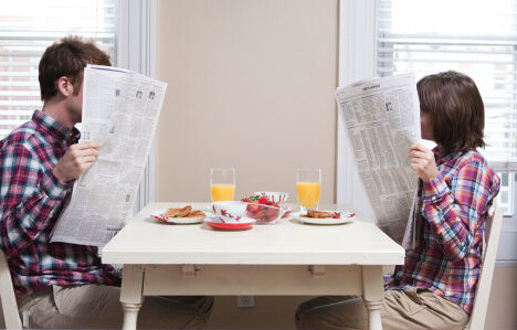 十二星座的女生该不该主动追男生,十二星座全部的脾气特征和弱点