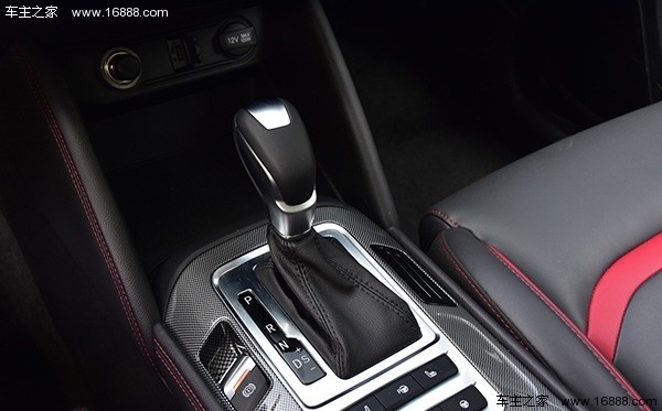 长安suv2022年新款cs55,长安suv3代cs55