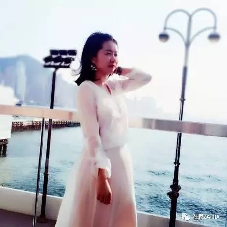 换季容易干燥，精油给你滋润