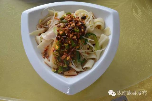 「相约康县」山水间歌声回荡，烟波里久违的故乡