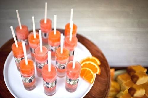 有五个不同口味的冰淇淋该怎么吃,冰淇淋又好吃又简单的方法