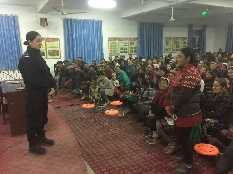 十九大忠诚保平安现场,喜迎十九大忠诚保平安演讲稿