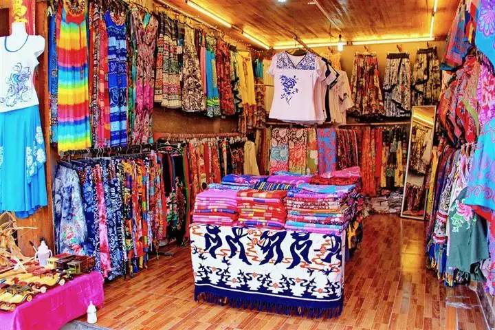 贵州特产一般都有哪些,贵州贵阳青岩古镇有什么特产