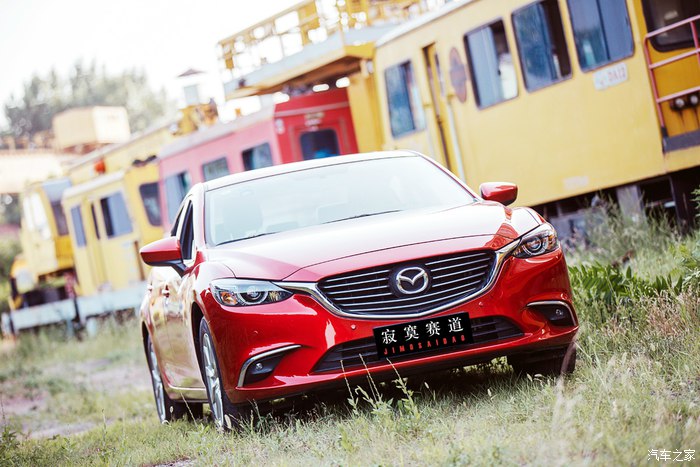 阿特兹油表指针不动,马自达阿特兹油表亮黄灯