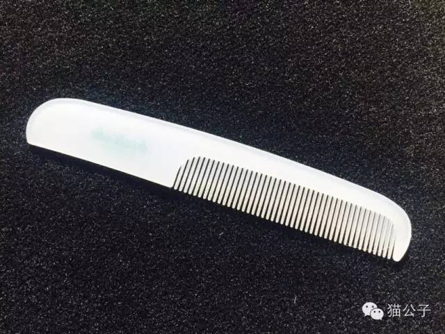 到处都是猫毛,短毛猫梳和长毛梳什么区别