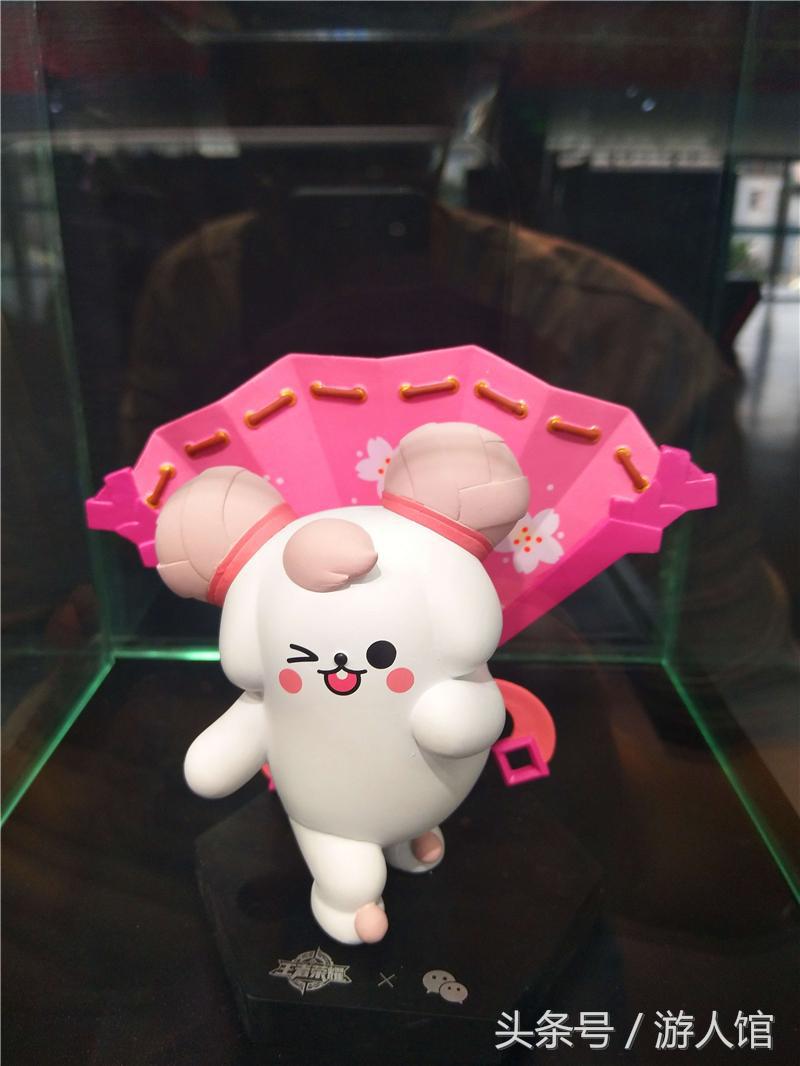 王者荣耀所有的手办要多少块钱,王者荣耀的手办及武器正版授权的