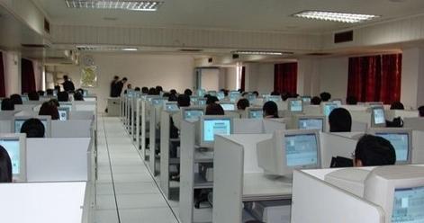 分享一个月赚8000的正规虚拟项目,分享一个年赚100万的项目