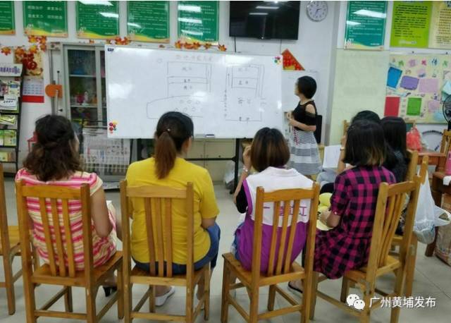 废旧物做战袍，红山街工疗站“环保+”创意演绎“服装时尚秀”