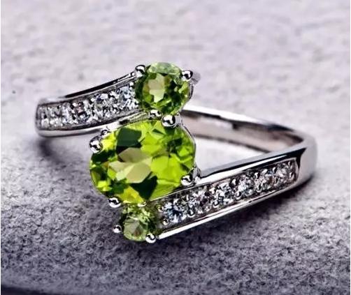 轻奢小众橄榄石,清凉橄榄石图片