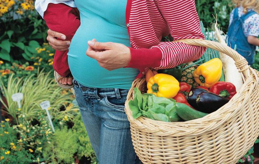 七种因素引起早产,这8种伤胎举止孕妈必须要避免