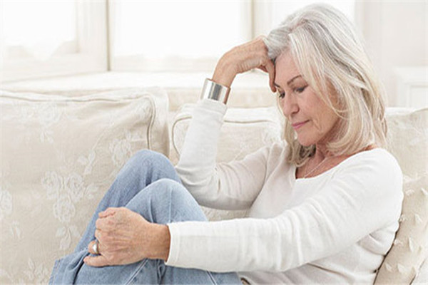 女性围绝经期综合征如何调理,围绝经期综合征病人的护理ppt