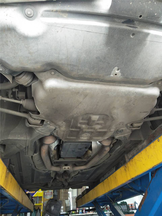 5万公里奔驰slk老车值得购买吗,10万可以买到哪款奔驰slk