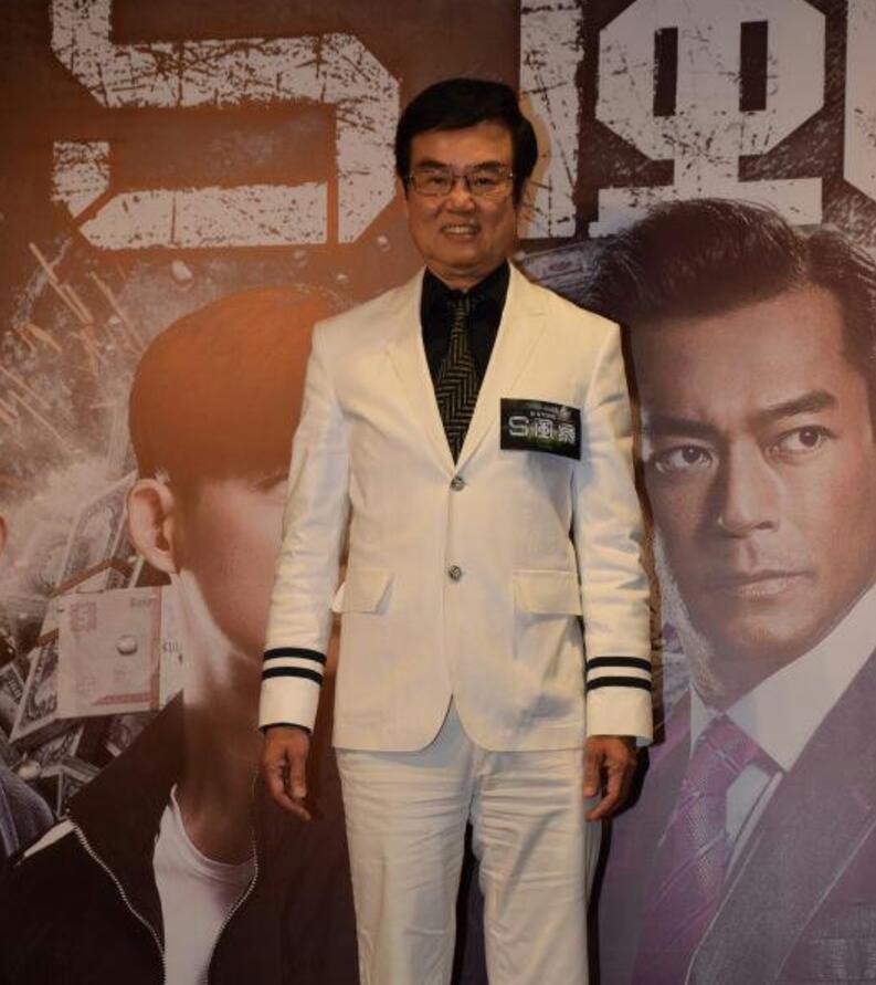 黄百鸣鬼片图片,黄百鸣扮鬼吓人