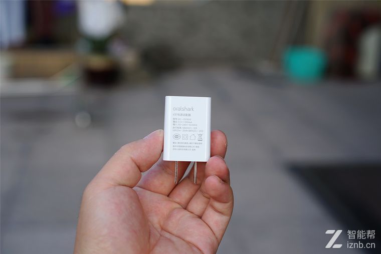 有了它再也不用为刷不干净牙烦恼oralshark声波电动牙刷K117-B