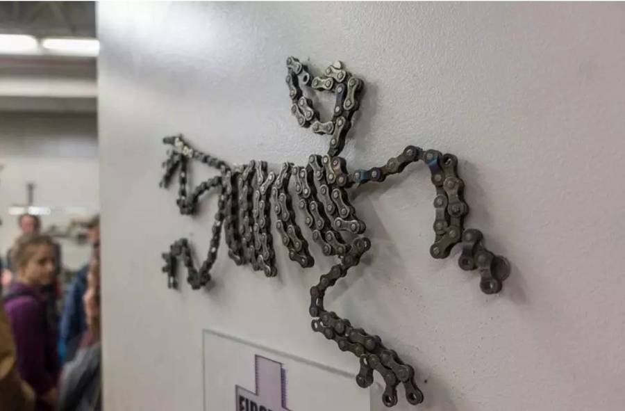 始祖鸟对标金字塔,始祖鸟品牌金字塔