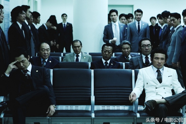 看完韩国五部顶级黑帮片,必看的5部韩国黑帮电影