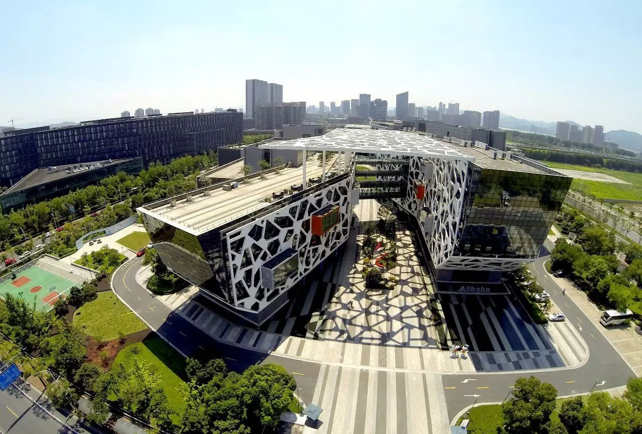 从阿里巴巴发展史看电商发展历程,阿里巴巴的持续创业商业模式