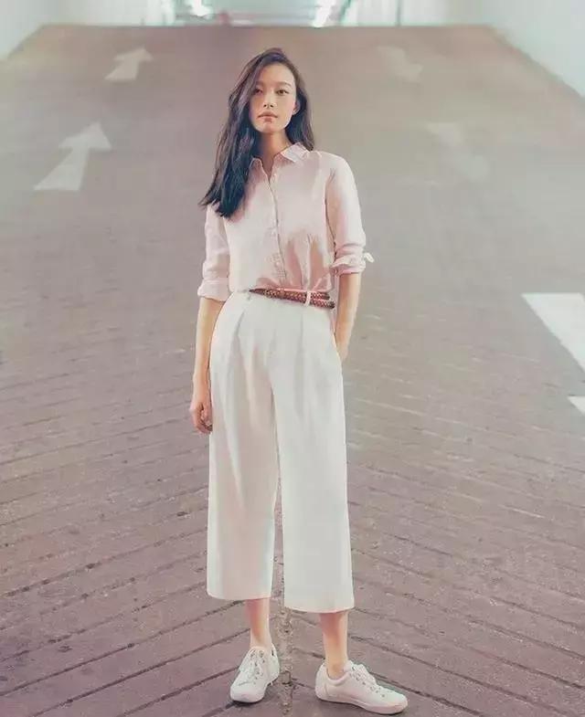 矮个子夏天穿阔腿裤好看吗,淡蓝色牛仔阔腿裤穿搭夏天学生