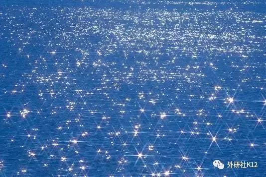 闪烁的近义词标准答案,闪烁的近义词是