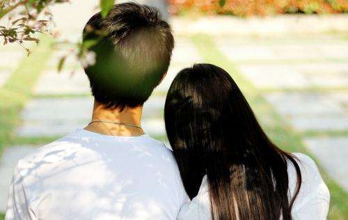 初中女孩谈朋友了怎么沟通,初中女孩子该怎么谈心