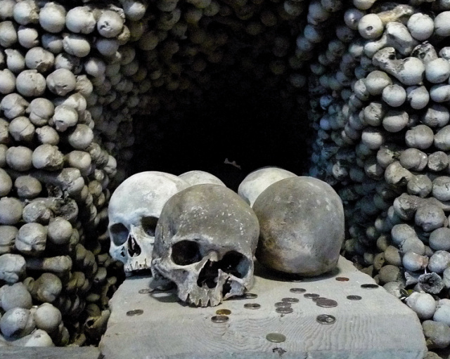 别光顾着听歌了，来看看布拉格吧