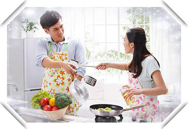 哪几个生肖男滥情会孤独终老,一辈子桃花不断的生肖