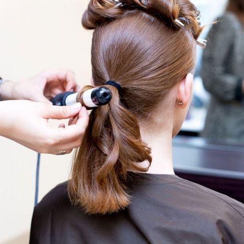 最简单的盘头发发夹,一对发夹如何编出好看的发型