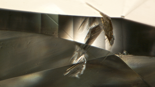 解决钻石破损的方法,钻石怎么防止裂纹