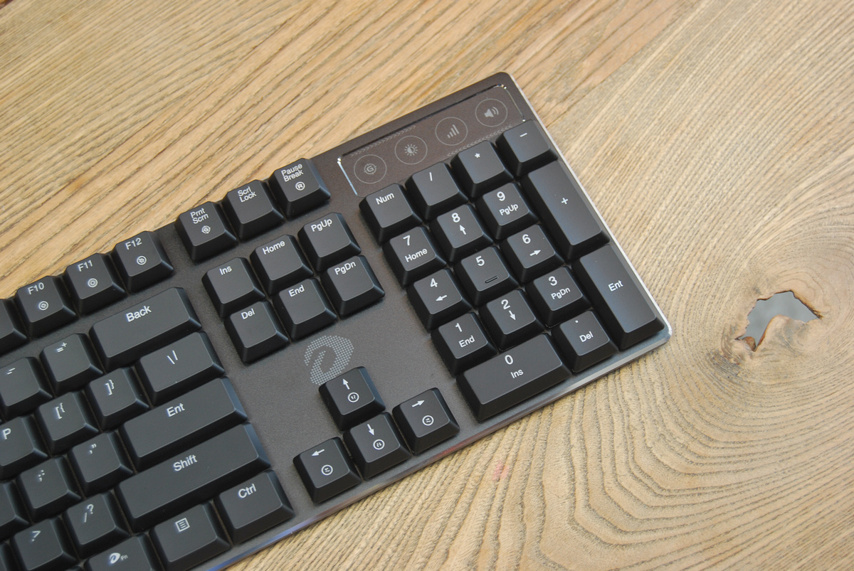 达尔优ek812机械键盘银轴开箱,达尔优键盘ek815108评测