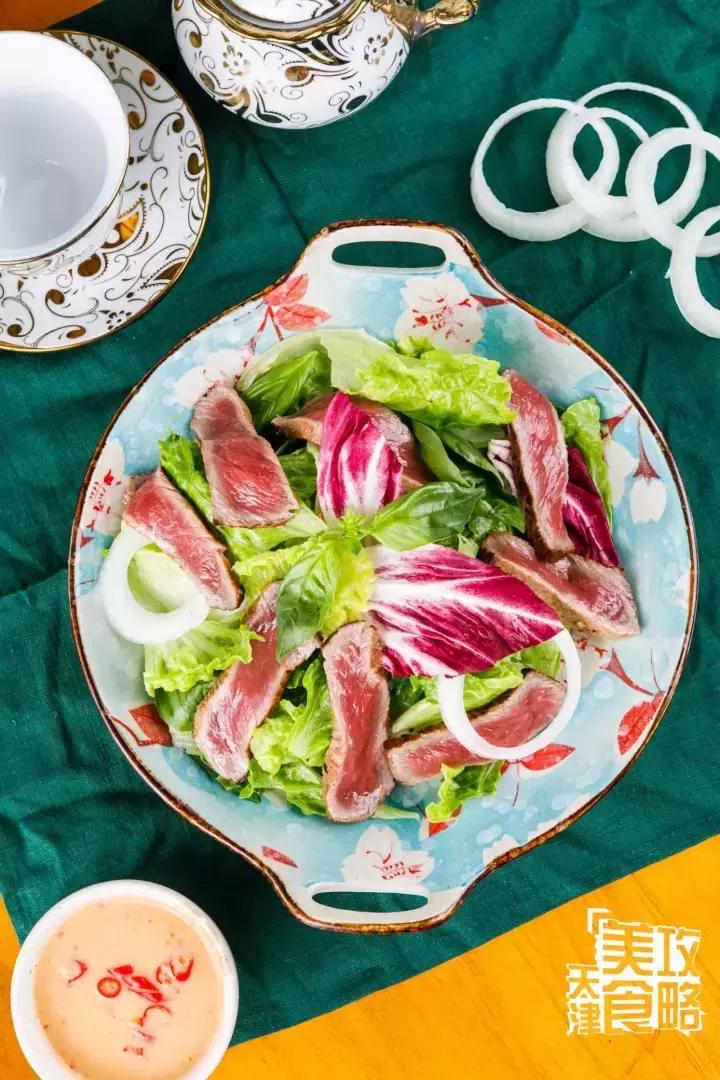 最火的网红鸡店,一周可售上千只的网红鸡