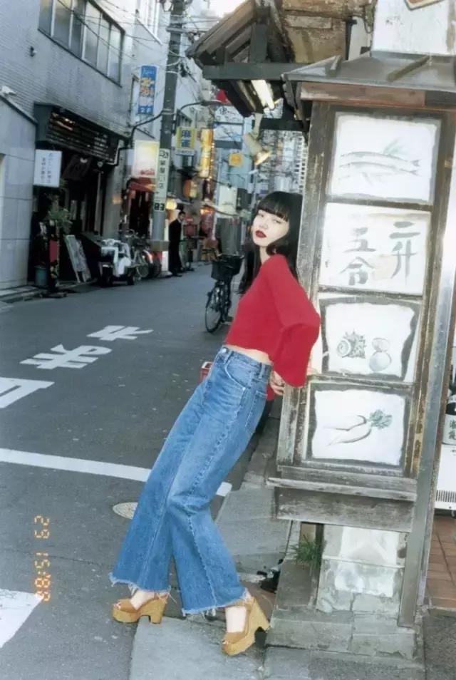 除了它也没谁了！既减龄又百搭，可以从20岁穿到50岁！