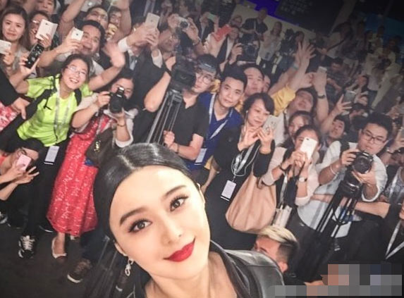 娱乐圈直男拍照的渣技术，李亚鹏赵又廷王珂李晨上榜