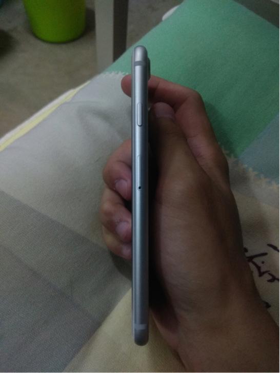 2500收的美版iPhone732GB,这个性价比超小米6?