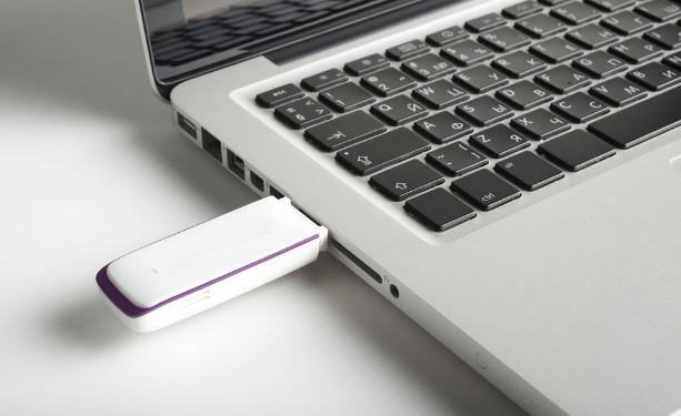 苹果13手机外接u盘使用技巧,u盘正确的使用方法详解