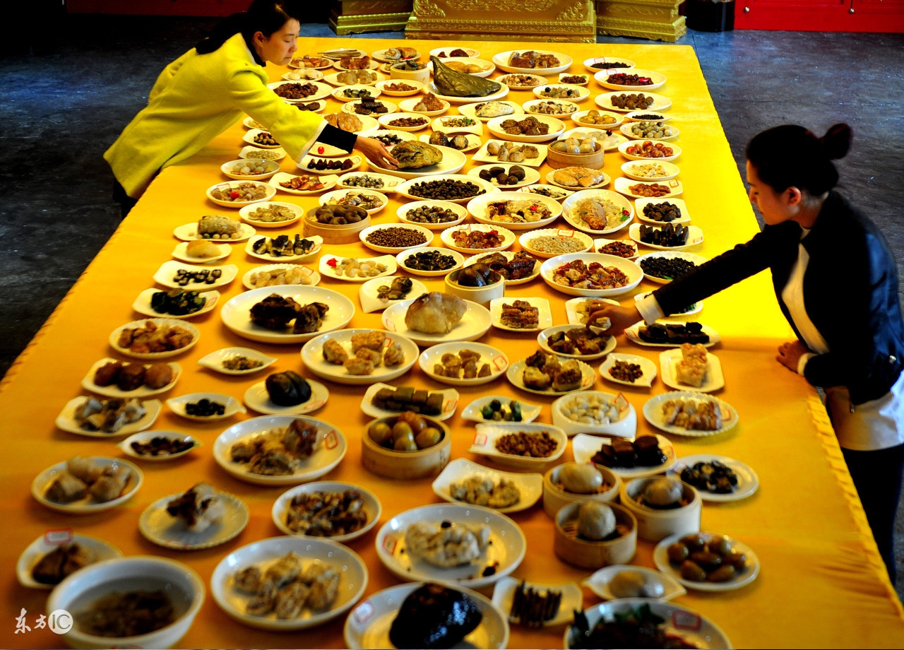 全国各地特色小吃怎么做,秘制酱板鸭江西特产正宗小吃500克