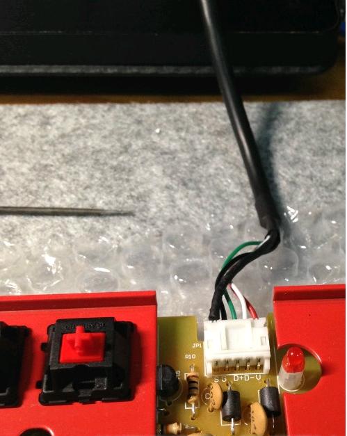 机械键盘某个键换轴教程视频,机械键盘连键可以更换轴体解决吗