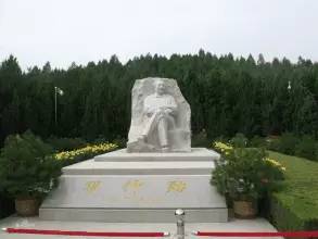 哪些人死后葬在八宝山,哪些人葬在八宝山