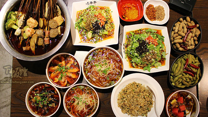 天气这么热姐妹们去哪里玩,天气那么热怎么先跟女孩聊天