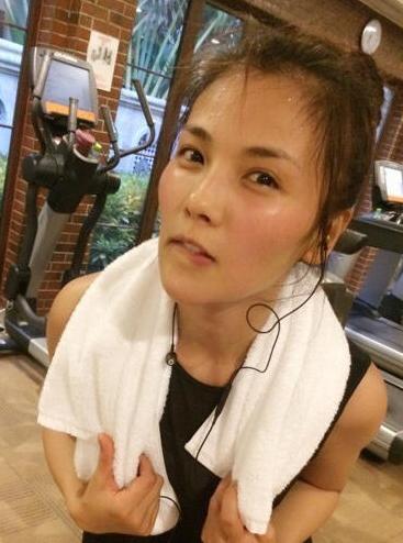 跑步可以改善毛孔粗大的问题吗,天天跑步会毛孔粗大吗