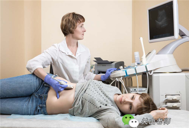 听说B超做多了会影响胎儿发育，是真的么？