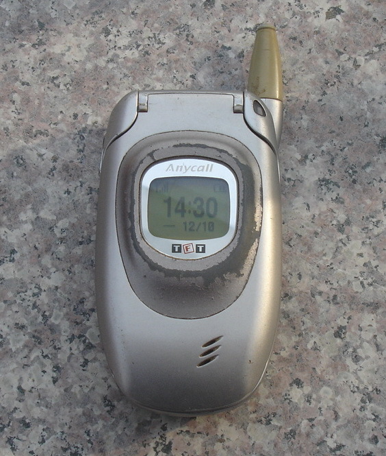 诺基亚摩托罗拉苹果三星华为,诺基亚摩托罗拉和三星哪个好