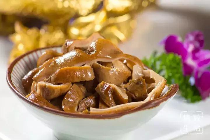 一家值得你品尝的驴肉火锅,超正的驴肉火锅