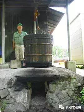 古代洗澡用的木桶叫什么,古人用木桶打水为何不会漏