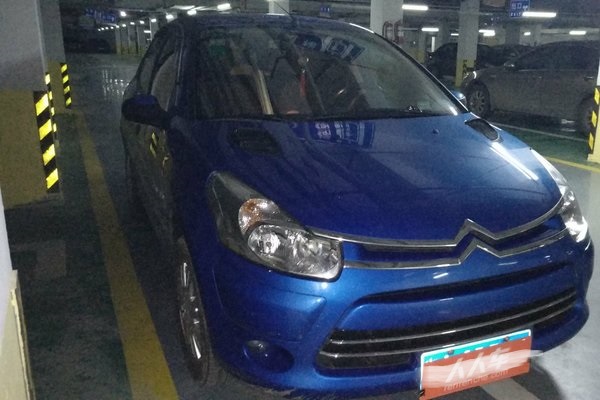 雪铁龙c2深度评测,雪铁龙c2最新版试驾视频