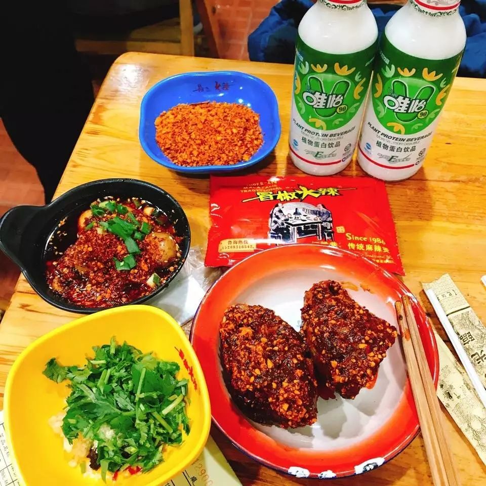 一分钟吃遍成都特色美食,带你一起吃遍成都的美食