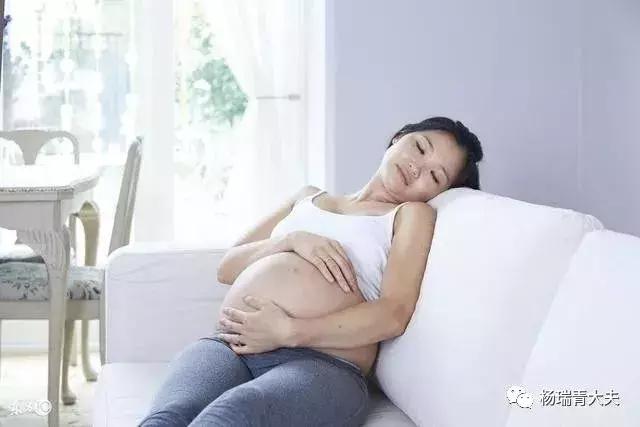 孕妇为何会出现大腿根痛或胃痛？孕晚期几种痛提示孩子要出来了！