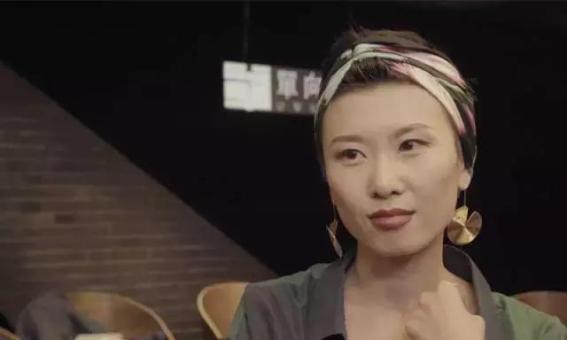 这个北京大妞干了一份让父母羞于提及的工作，不怕谈性只怕被同情