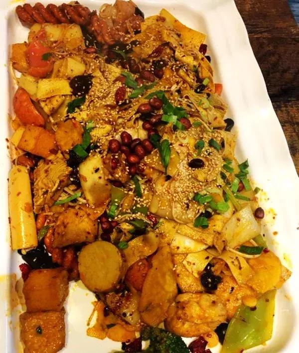 宁夏银川吴忠丽娟麻辣烫,银川兴庆区有什么好吃的麻辣烫