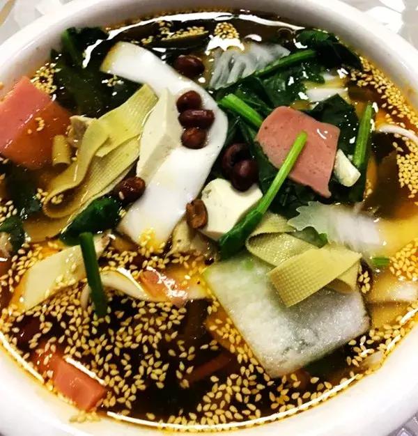 宁夏银川吴忠丽娟麻辣烫,银川兴庆区有什么好吃的麻辣烫