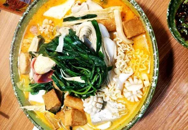 宁夏银川吴忠丽娟麻辣烫,银川兴庆区有什么好吃的麻辣烫